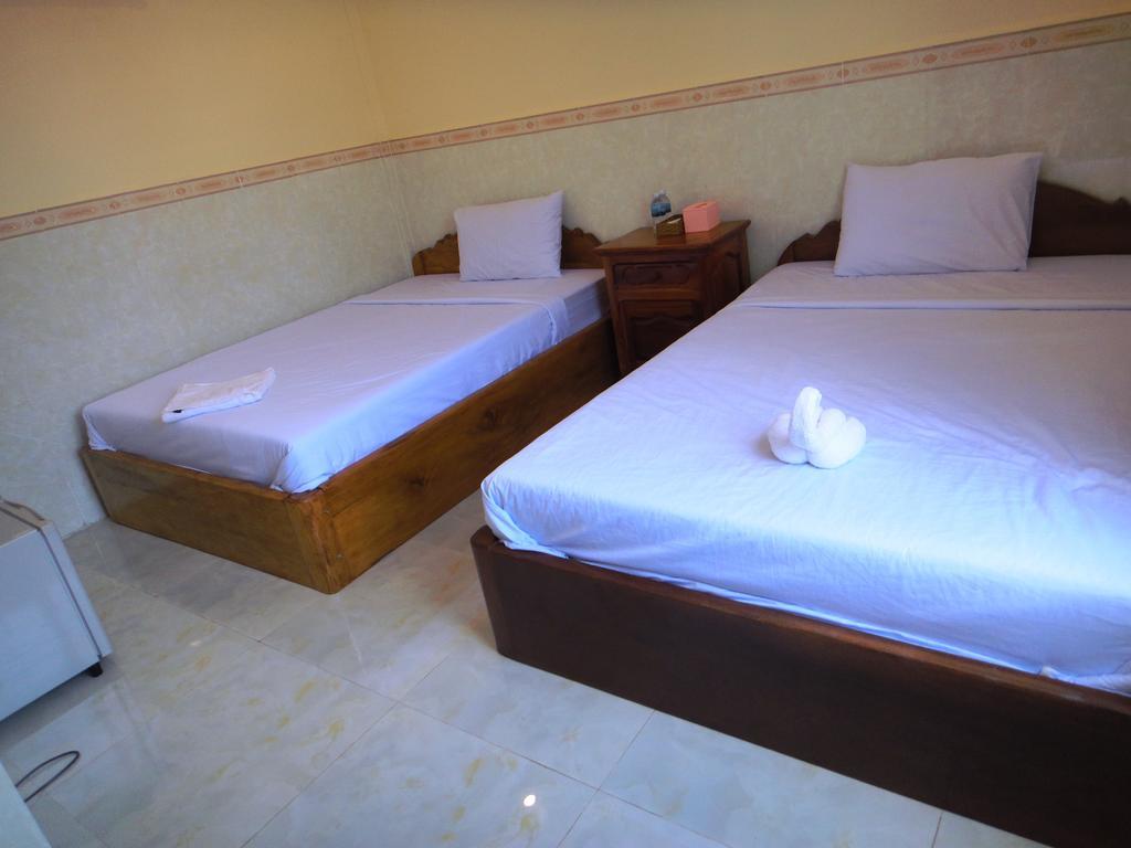Borey Vatanac Guesthouse Kampot Extérieur photo