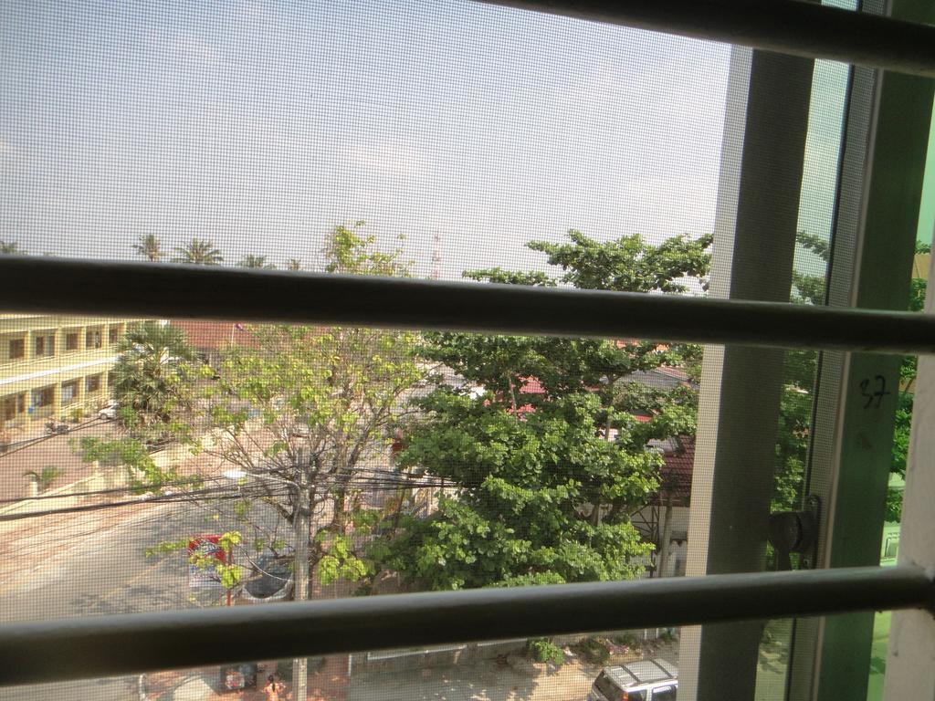 Borey Vatanac Guesthouse Kampot Extérieur photo