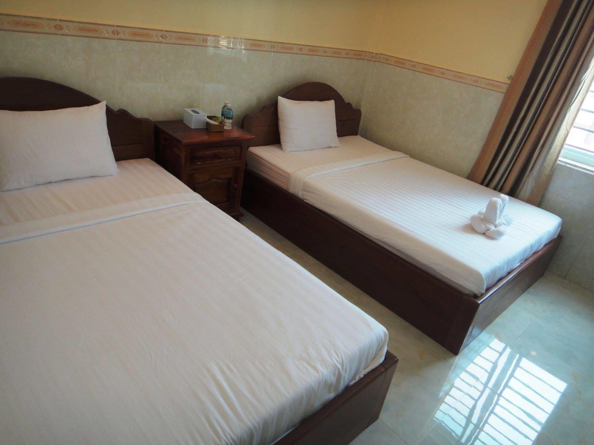 Borey Vatanac Guesthouse Kampot Extérieur photo