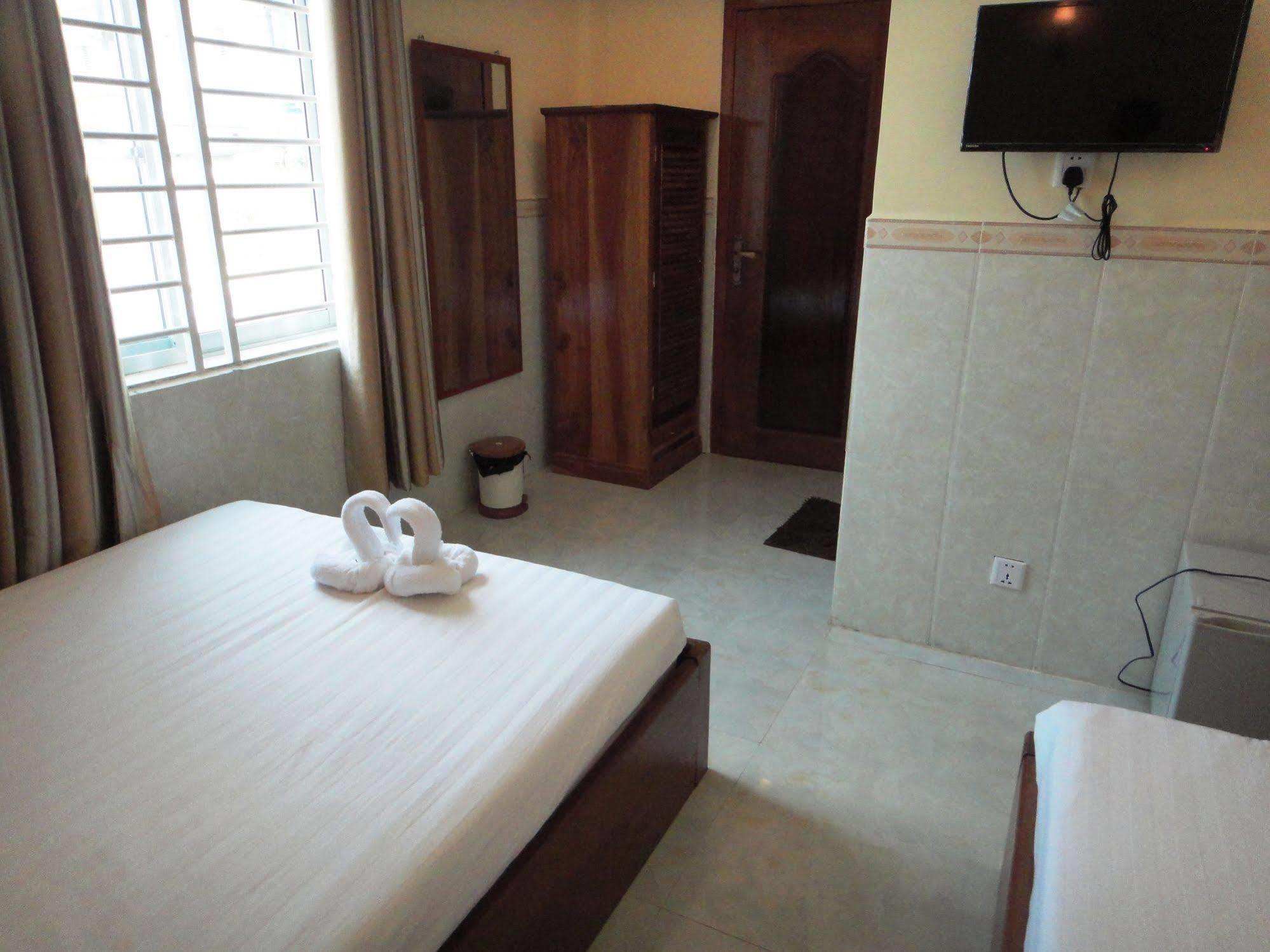 Borey Vatanac Guesthouse Kampot Extérieur photo